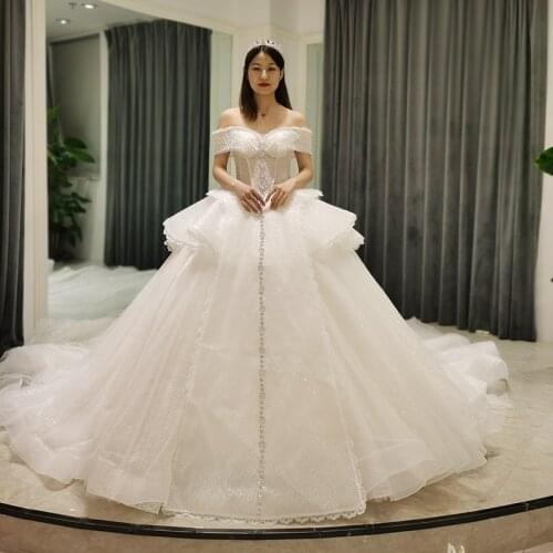 AmL 8385 wedding dress 2021 party bridesmaids open shoulders Backless luxury train Shiny Elegant beaded high quality Vintage