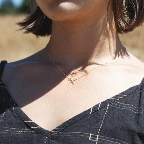 Women Elegant Hammer Necklaces Rose Gold Color Pendant X-Shaped Ladies Fashion Jewelry Gift Stainless Steel Charm Necklace