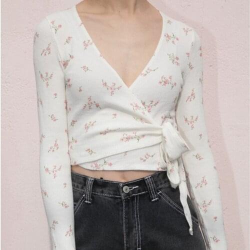 2021 Fashion Autumn Women Cottagecore Floral V-neck Cross Tie Wrap T-shirt Vintage Sweet Casual All-match Long-sleeved Crop Tops