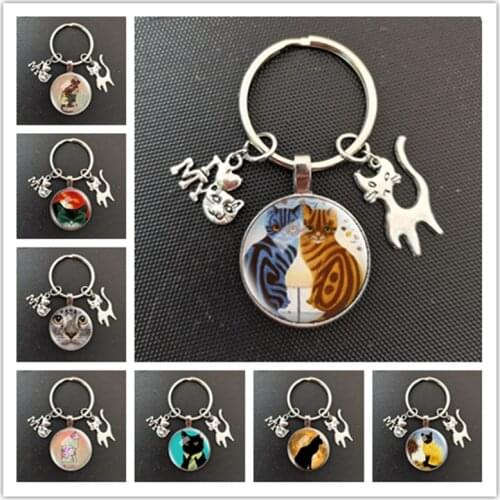 Cat Glowing Eyes Full Moon Photo Keyring Glass Dome Animal DIY Cute Keychain Key Ring Pendant Jewelry Fashion Accessories Gifts