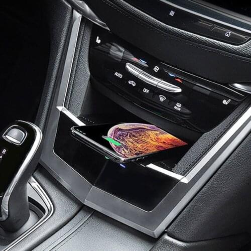 15W car QI wireless charger for Cadillac XT5 XT6 fast phone charger charging case charging holder accessories for iPhone 8 11