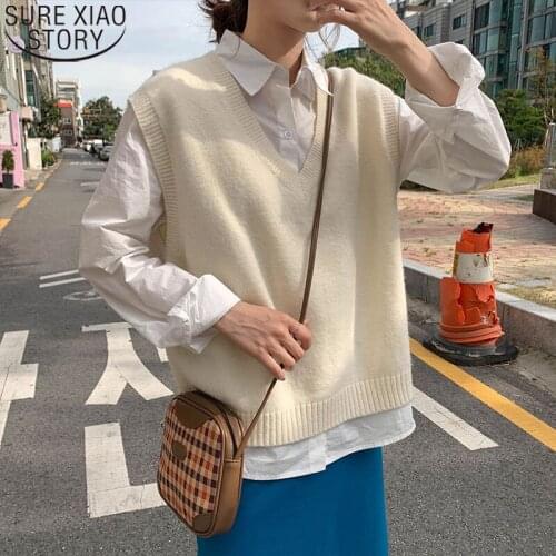 Womens Knitwear Sweater 2021 Autumn and Winter Womens Pullovers Korean Style V-neck Solid Casaul Sleeveless Vest Sweaters 10896
