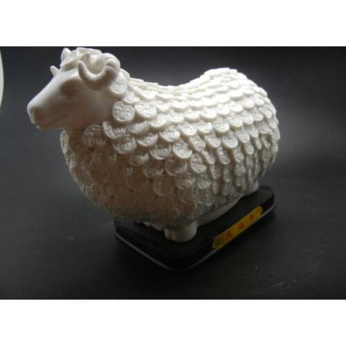 Exquisite Chinese Old Handwork White Porcelain Auspicious Sheep Statue
