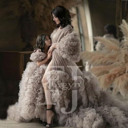 Dramatic and Glamour Mommy and Me Dresses for Photoshooting Ball Gown Maternity Dress and No-Maternity Woman Party Dresses Robes