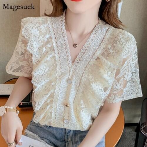 V-neck Hook Flower Hollow Women Shirts Summer Sweet Ruffled Lace Chiffon Blouse Fairy Female Loose Two-piece Women Tops 15133