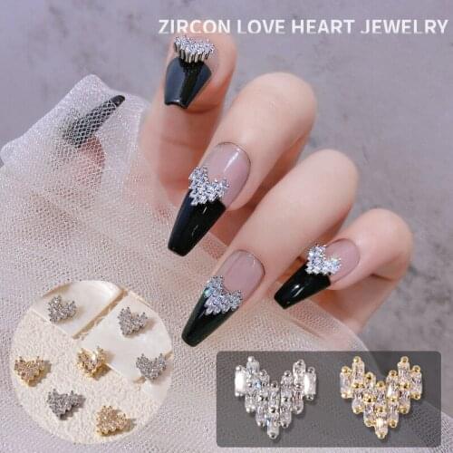 2 Pcs Charm Shiny Zircon Crystal 3D Nail Art Decorations Heart Alloy Luxury Jewelry Manicure Design Accessories