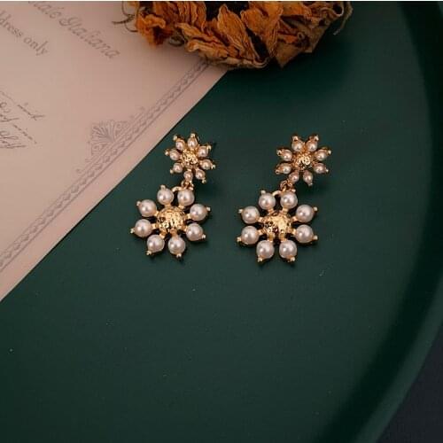 2020 Real Brinco Earing Palace Classical Literature And Art Temperament Simple Long Style Beating Pattern Pearl Pin Earrings