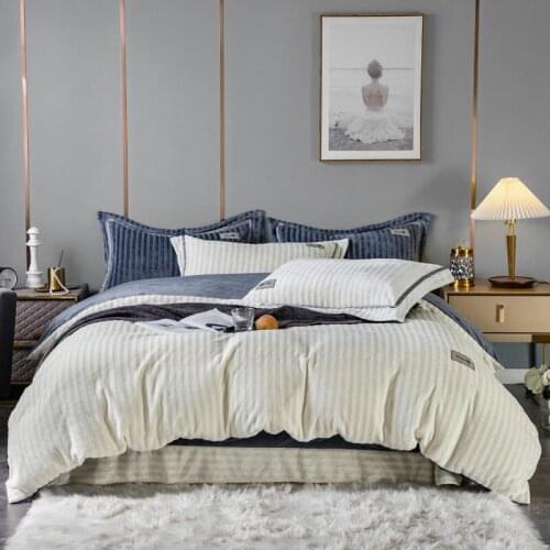 2021 new 4Pcs Thick warm cloud velvet Luxury Bedding set Queen size soft bedclothes Bed sheet set Duvet cover Pillowcases