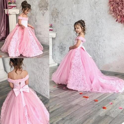 Pink Off Shoulder Girls Pageant Dresses with Bow Sash 3D Flowers Sweep Train Girls Birthday Party Gowns