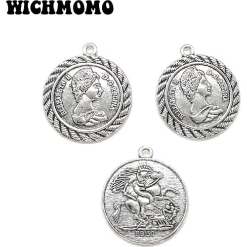 2019 New 10pcs 26MM Handmade Retro Plated Zinc Alloy Big Queen Figure Coin Charms Pendants for DIY Jewelry Accessories