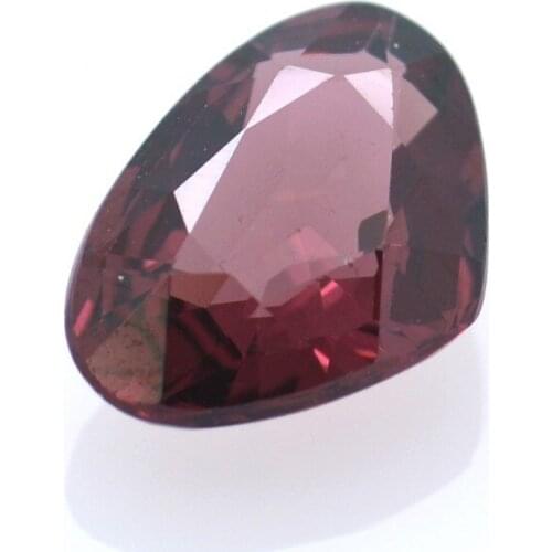 2,10 ct Rhodolite Pear Cut