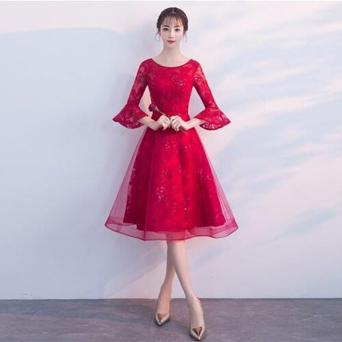 Cocktail Dresses 2020 Knee Length Burgundy Lace Short Formal Party Gown Elegant Round Neck Half Sleeve robe de soiree