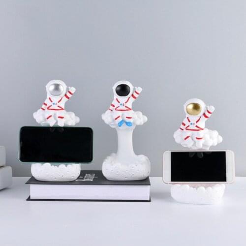 Desktop astronaut ornaments resin crafts modern minimalist home decoration creative spaceman mobile phone holder