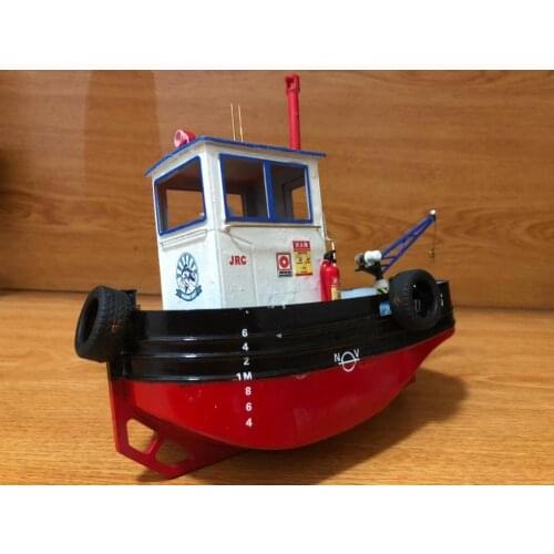 Simulation remote control model kits scale 1: 18 Q5 tugboat