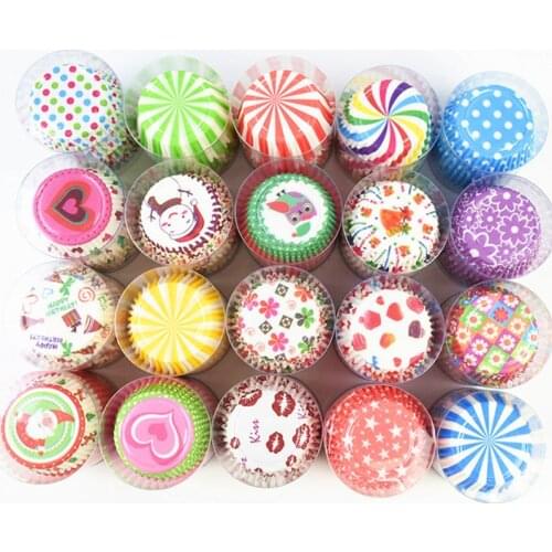 100pcs/lot Muffin Cupcake Cups Liner Cute Snowman Stipe Pattern Cake Wapper Tray For Wedding Birthday Chriatmas Cake Mold Decor