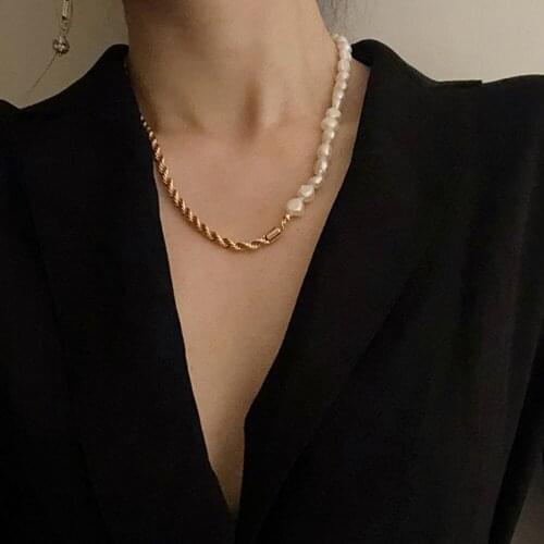 Lifefontier Punk Chunky Twist Metal Chain Baroque Irregular Natural Pearl Choker Necklace for Women Party Female Couple Jewelry