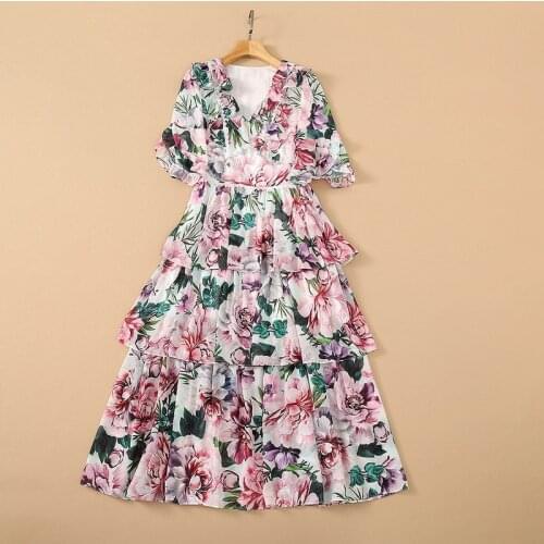 European and American womens wear for summer 2021 Quadrille-cuff sleeve flared V-neck Fashionable floral print flouncy dress