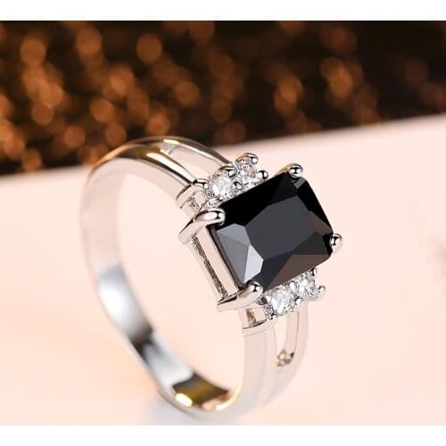 Luxury Ladies Engagement Ring Transparent Color Gold Black AAA Zircon Ring Jewelry Charm Jewelry Jewelry Party Ladies Gifts