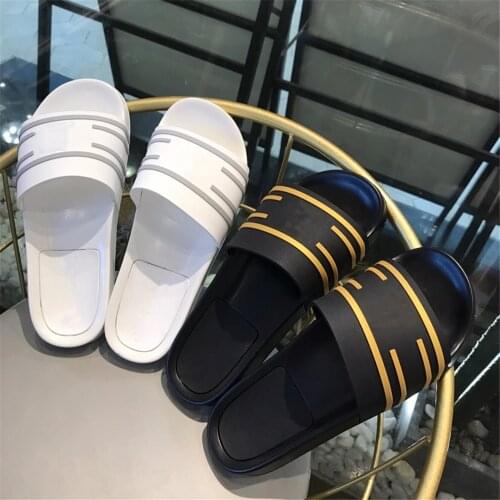 Womens Shoes New Fashion Summer Slippers High Quality Outside Ladies Shoes Luxury Brand Open Toe Slippers For Women Flat Shoes