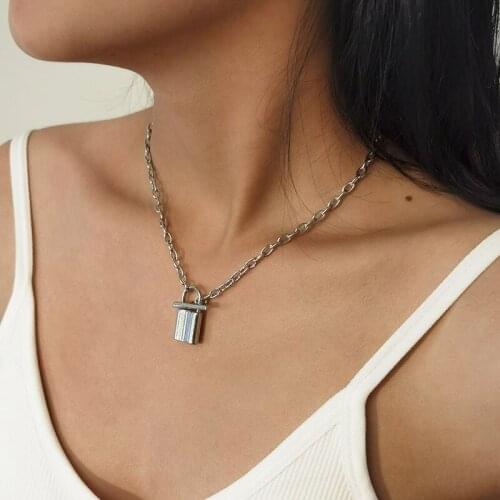 Trending Sale Alloy Lock Pendant Necklaces for Women Simple Vintage Geometric Thick Chain Clavicle Necklace Colar Jewelry Gift