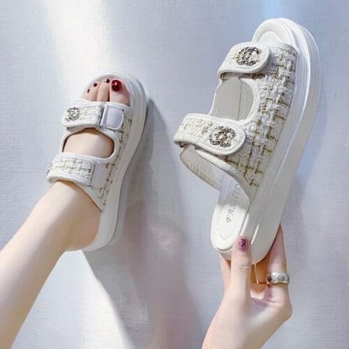 Womens Sandals Free Shipping Korean Fashion Plaid Thick Sole Slippers Flat Shoes Ready Stock