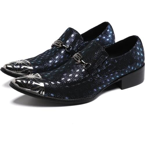 Trending Designer Men Dress Shoes Peacock Feather Pattern Leather Party Shoes Metal Pointed Toe Man Business Wedding Flats