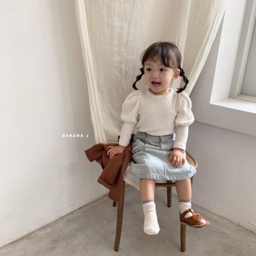 2020 Spring and Autumn Girls Korean round Neck Floral Bubble Shoulder Shrink Sleeve Top Girls Loose Pattern All-match T-shirt