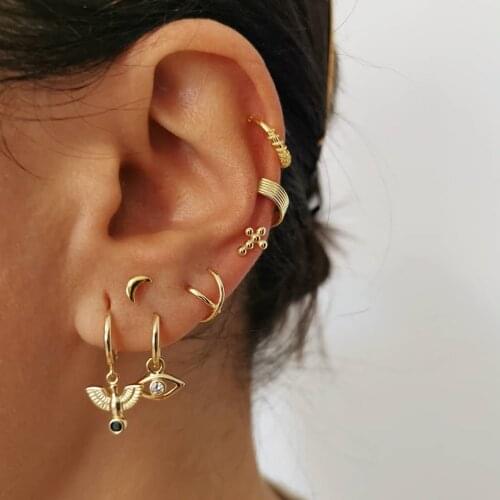 Small Gold Hoop Earrings for Women Earring Star Earrings Gift For Women Black Hoops Earrings Jewelry