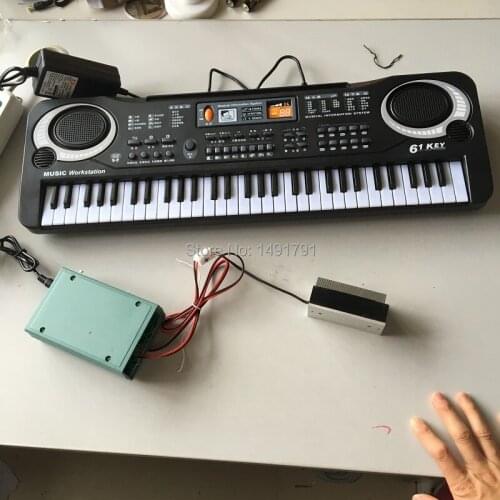 Electronic organ props to open the lock real life room escape mysterious door game