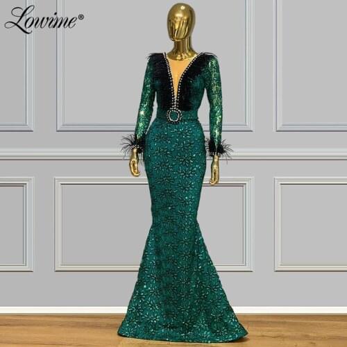 Vintage Green Evening Dress 2020 Elegant Mermaid Party Dress With Black Feathers Full Sleeves Arabic Crystals Prom Dresses Long