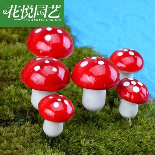 10pcs Mini Resin Mushroom Fairy Garden Craft Miniatures Fairy Figurines Home Decoration Random Color