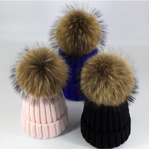 Plus Velvet Thick Raccoon Fox Big Hair Ball Woolen Hat Top Ladies Knitted Hat Winter Warm Knitted Hat Men And Women Woolen Hat