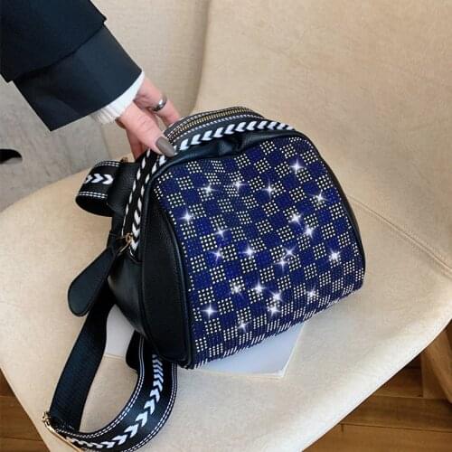 Fashion Women Waist Bag Thick Chain Shoulder Crossbody Chest Bag Vintage Wide Shoulder Strap Female Bag Brand Designer Handbag