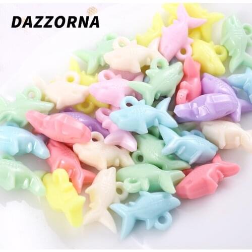 50Pcs/Lot Multicolor Acrylic Pendant Shark Shaped Small Pendant for Diy Jewelry Making Necklace Handicraft Accessories