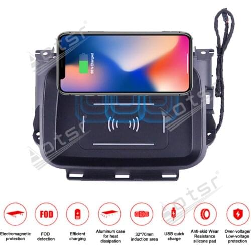 QI Car Fast wireless charger For Toyota corolla 2020 Car infrared Fast Wireless Charging Car Phone Holder for iphone / Samsung