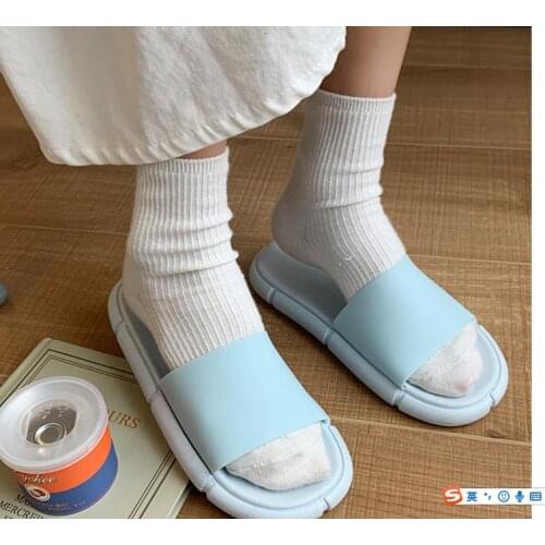 2021 new women shoes black white yellow