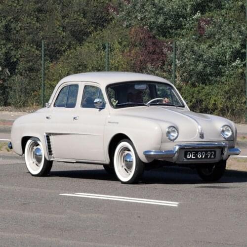 Diecast 1/43 Scale French Wellys Dauphine Classic Hot Toy Alloy Finished Car Model Collection Boys Adult Display