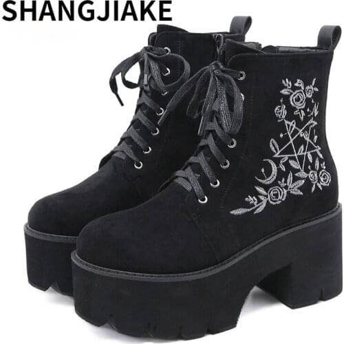 2021Fashion Flower Platform Boots Chunky Punk Suede Leather Womens Gothic Shoes Nightclub Lace Up Back Zipper High Quality