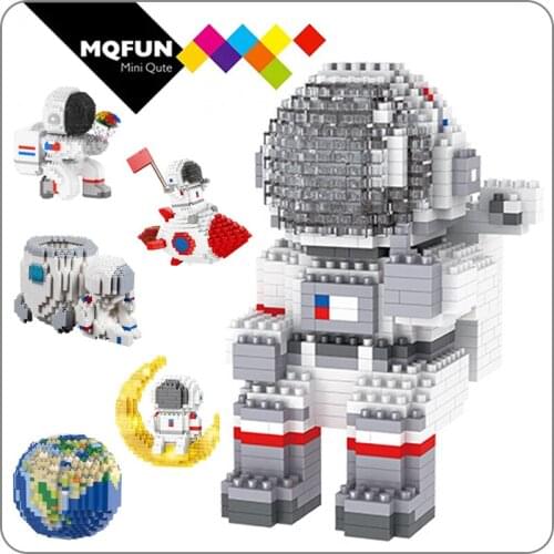 CLC Diamond Blocks Cosmonaut Micro Building Blocks spaceman Astronaut on The Moon DIY Assembly Model Bricks Educational Toys