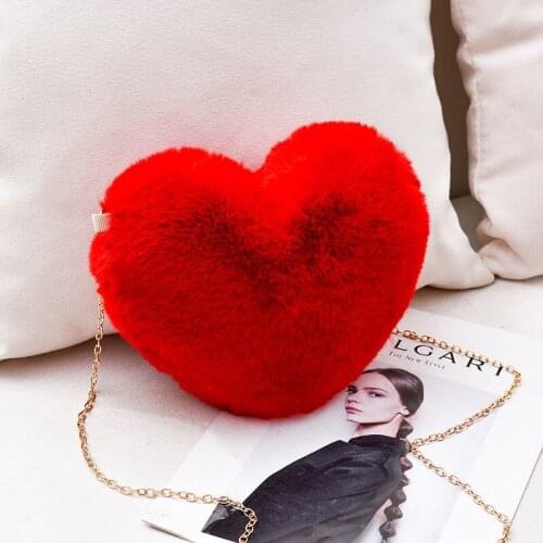 Fashion Red Lady Faux Fur Bag Winter Chains Heart Shaped Girls Princess Trendy Furry Plush Casual Soft Ins Korean Women Bags