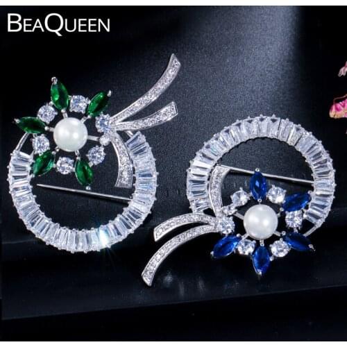 BeaQueen Brooches