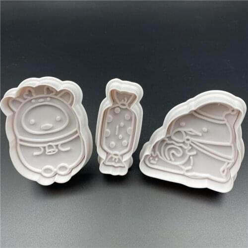 3Pcs/Set Christmas Plastic Biscuit Mold Cake Decorating Tools Baking Mould Cookie Cutter Stamp Fondant Embosser Die