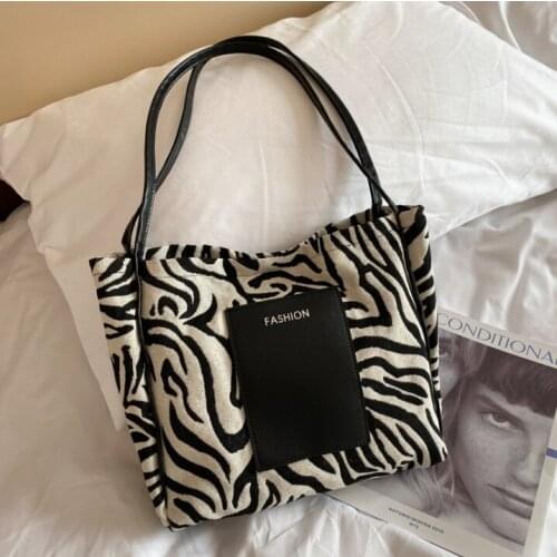 Zebra Bag Female 2021 New Fashion Net Red Tote Leisure College Student Class Bag Large Capacity Supermarkets Brow