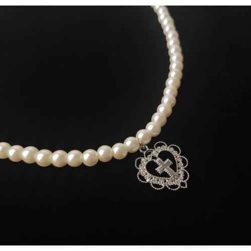 Pearl Chain Court Cross Choker Necklace Hollow Heart Shaped Punk Gothic Harajuku Pendant Retro Fashion Jewelry for Women Girls