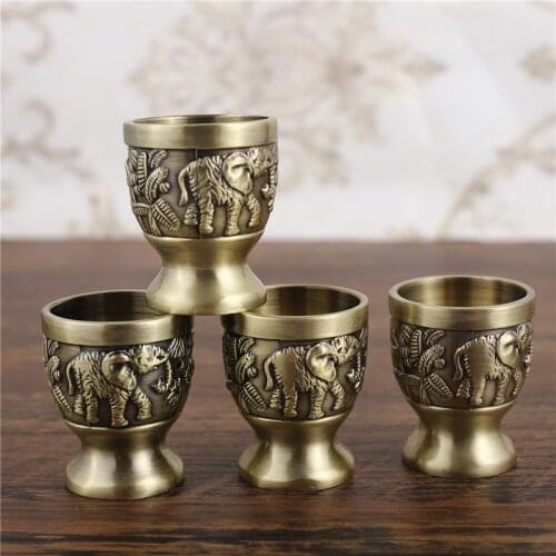 Nordic Creative Shot Glass Small Mouth Liquor Cup Classic Embossed Carving Flowers Household Personality Wine Mug Bar Drinkware