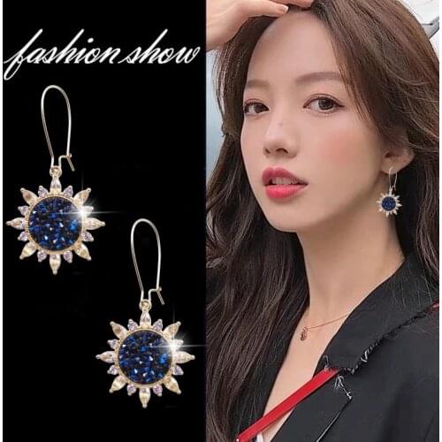 Personalized Retro Long Sunflower With Crystal Fashion Earrings Female Temperament Korean Versatile Earrings Jewelry