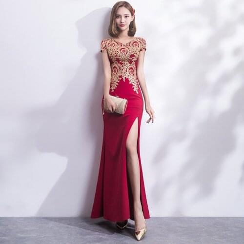 2018 Embroidery Cheongsam Long Traditional Chinese Vintage Dress Red Mermaid Wedding Gown Sexy Split Qipao Dresses Modern