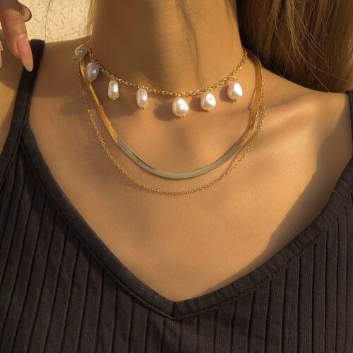 Fashion Multi Layered Gold Sanke Chain Choker Necklace For Women Statement Vintage Coin Pendant Sweater Necklace Female Jewelry