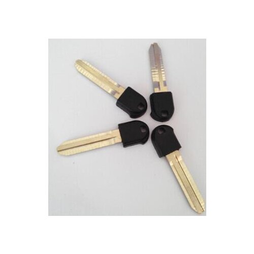 Blank Small Key Blade For Toyota Prius Hybrid Smart Remote Emergency Blank Insert