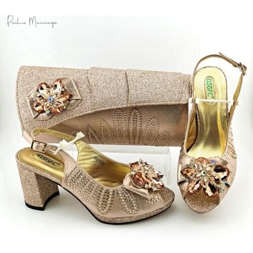 Italian Design 2021 New Arrival Summer Nigerian Elegant Women Shoes and Bag Set in Champange Gold Color for Party Wedding
